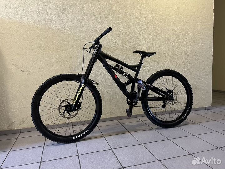 Bergamont straitline DH 27.5