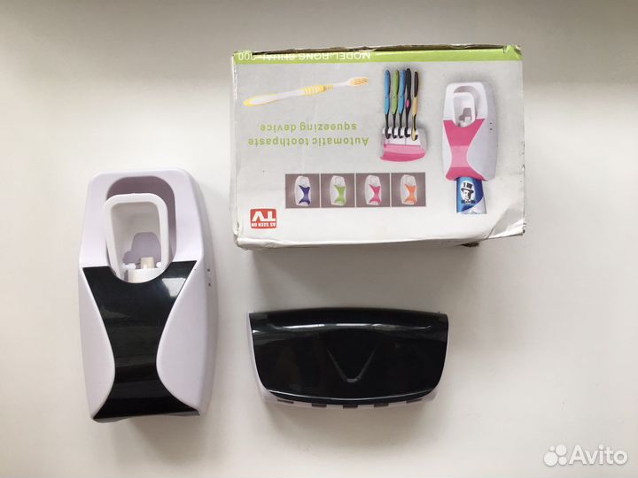 Держатель для зубных щеток и пасты