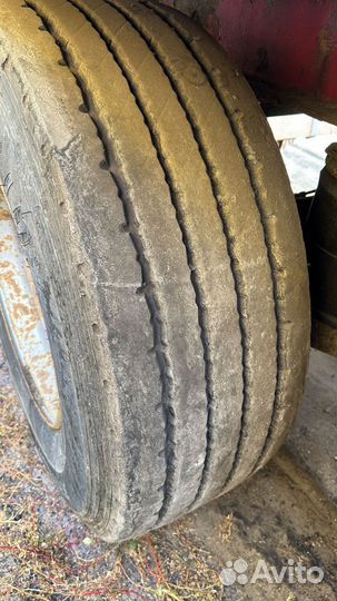 Volvo VNL 64T с полуприцепом, 2003