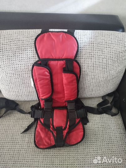 Детское бескаркасное автокресло
