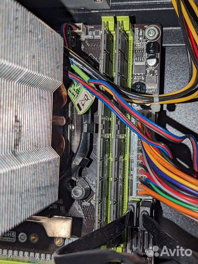 10 ядер 16гб озу и материнская плата с куллером