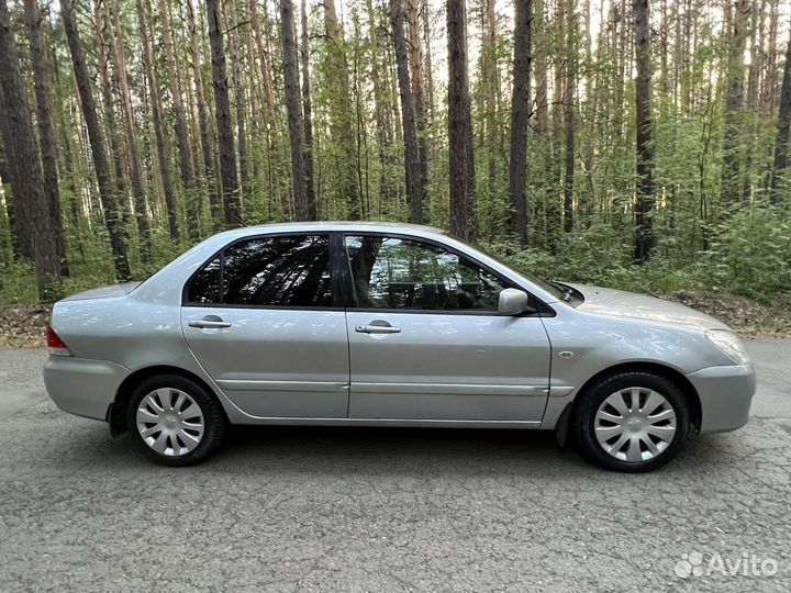 Mitsubishi Lancer 1.6 МТ, 2005, 200 000 км