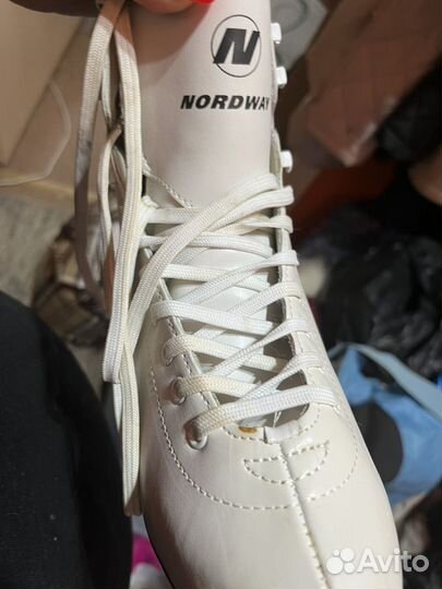 Коньки фигурные