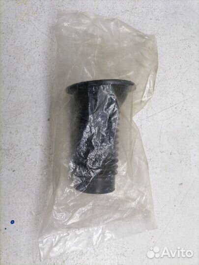 Пыльник стойки передний Toyota Corolla E12