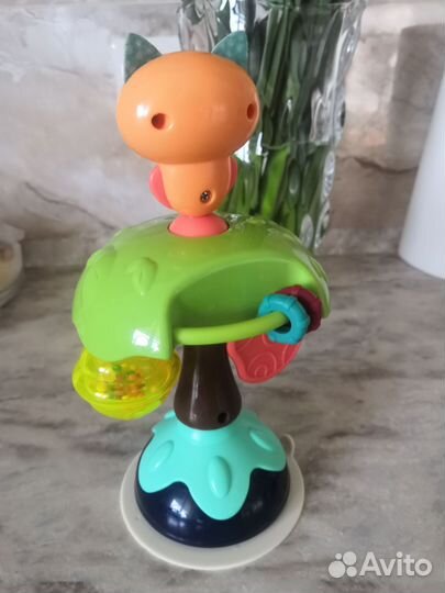 Игрушка на присоске