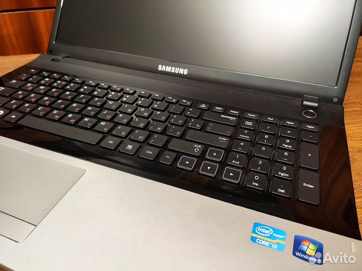 17 большой,10гб оперативы,SSD, шустрый, GeForce,i3