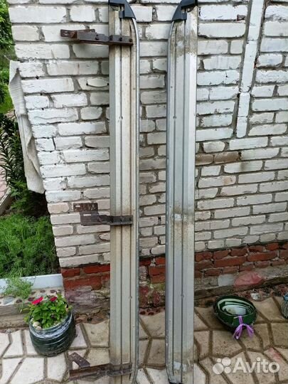 Пороги алюминиевые Toyota Hilux 2015 - н.в. б. у