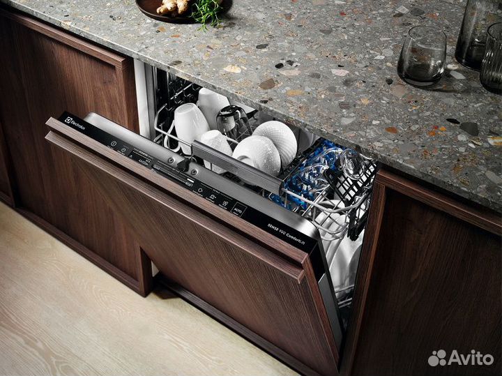 Встраиваемая посудомоечная машина