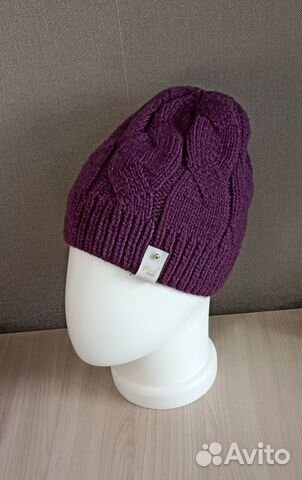 Новая вязанная весенняя шапка