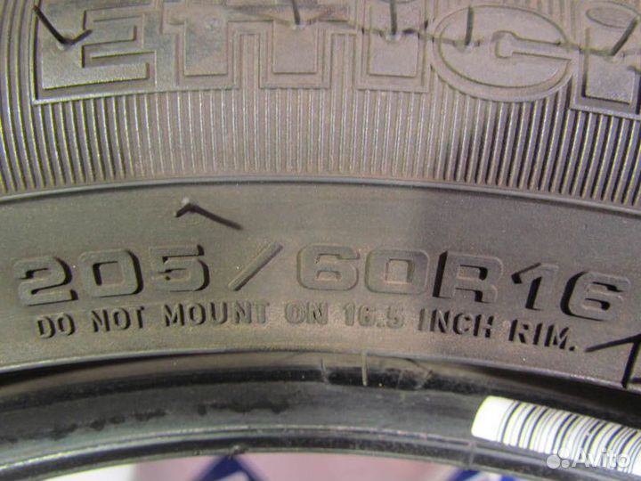 Goodyear EfficientGrip 205/60 R16 96R