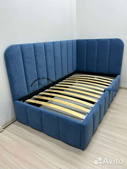 Детская кровать от 3 лет мягкая