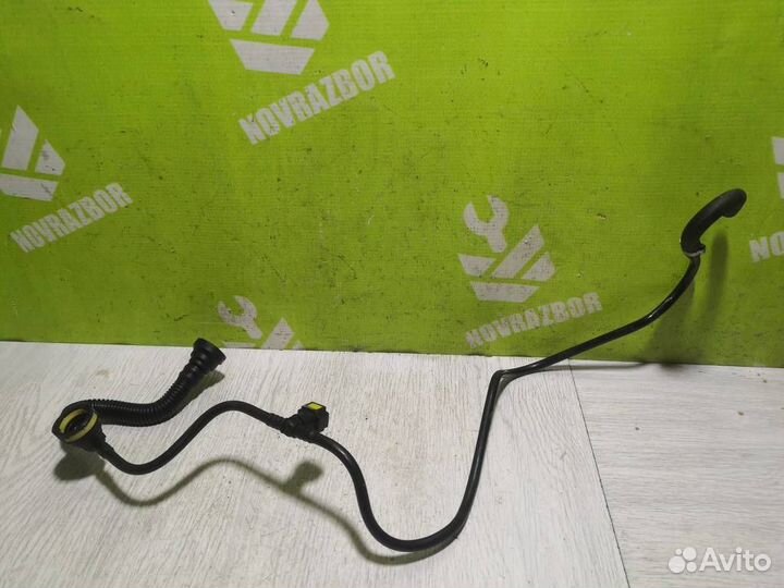 Трубка картерных газов Пежо 206