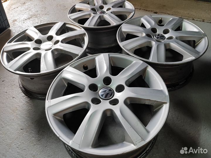 Оригинальные литые диски VW polo r15