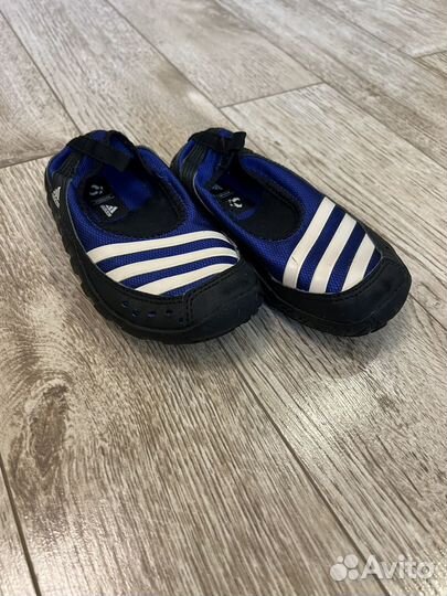 Аквашуз Adidas детские для плавания р. 28. Ориг