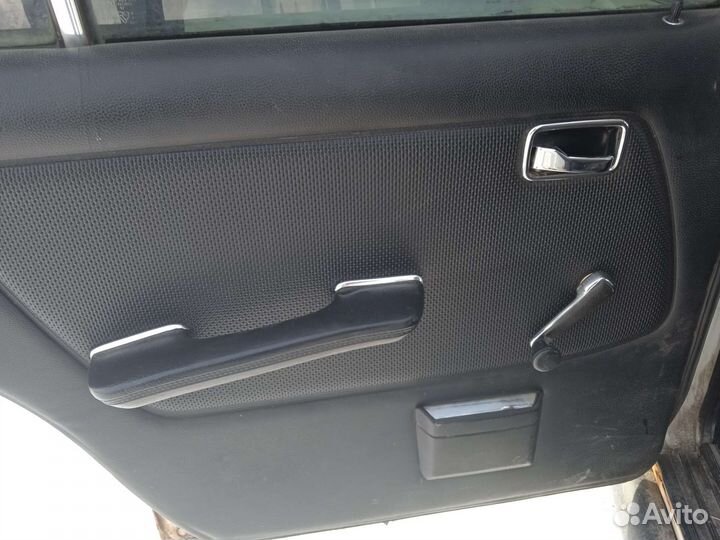 Ручки дверей салонные задние Mercedes w123 мерс