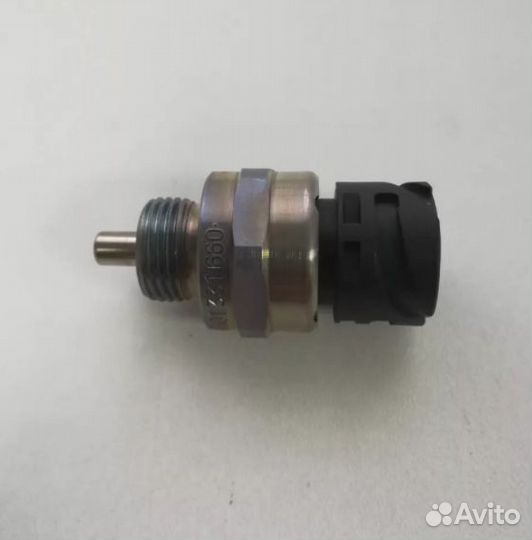 Датчик заднего хода камаз кпп ZF 16S151