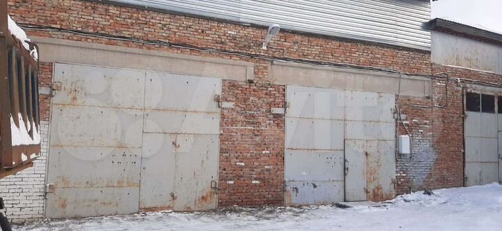 Гараж, > 30 м²