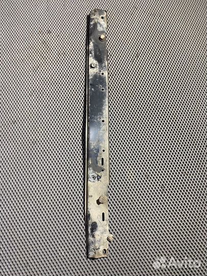 Нижняя планка телевизора Fiat linea