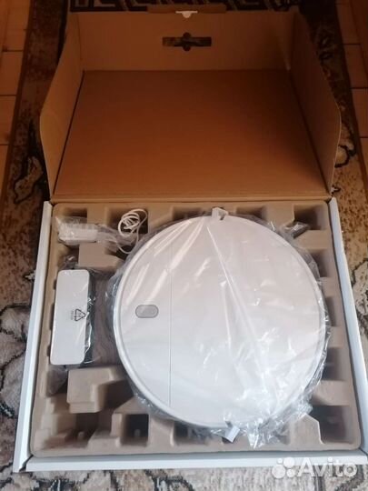 Продам робот - пылесос