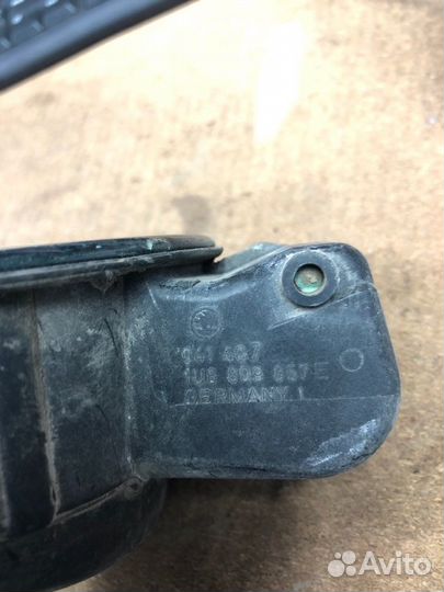 Лючок бензобака (топливного бака) Skoda Octavia