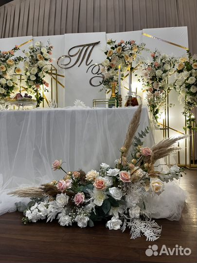 Свадебный декоратор