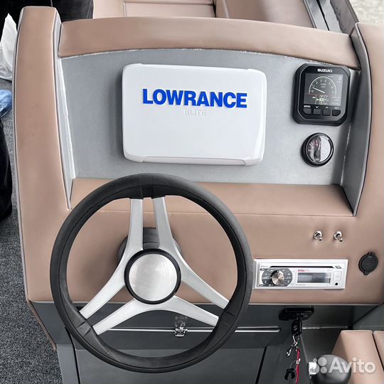 Понтонный катамаран моторный BRO