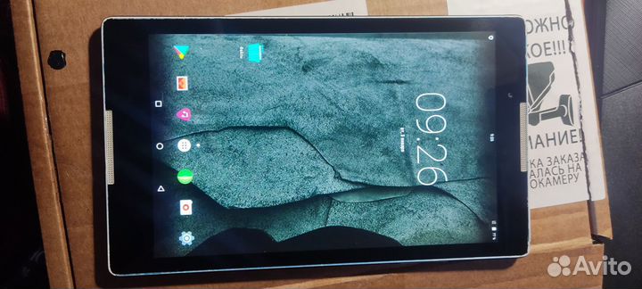 Планшет Lenovo TB3-850M