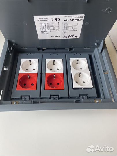 Лючок 276х199 на 6 модулей 45х45 Altira