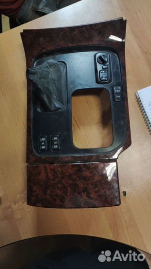 Консоль кпп на toyota land cruiser cygnus UZJ100