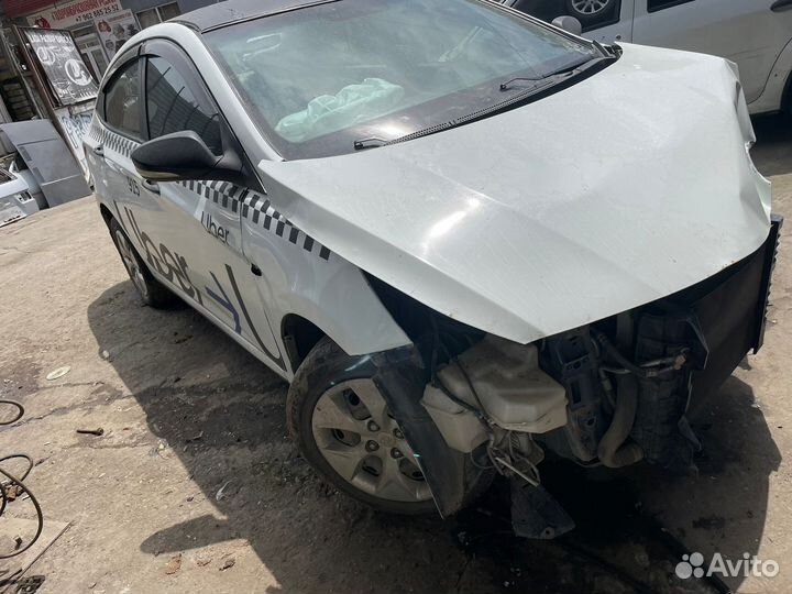 Разбор Hyundai Solaris 1 рестайлинг 2016