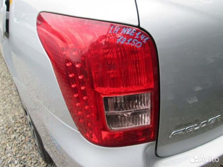 Стоп левый Toyota Corolla Fielder NZE141 1NZ-FE