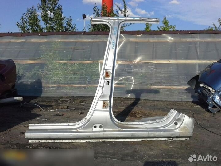 Порог со стойкой левый Renault Logan 2005