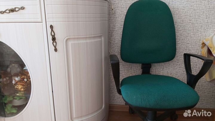 Компьютерное кресло