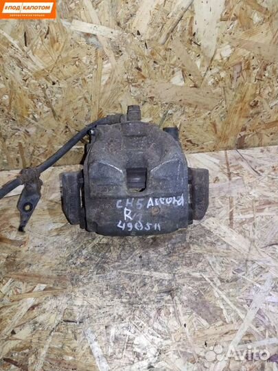 Суппорт тормозной передний правый Honda Accord 8