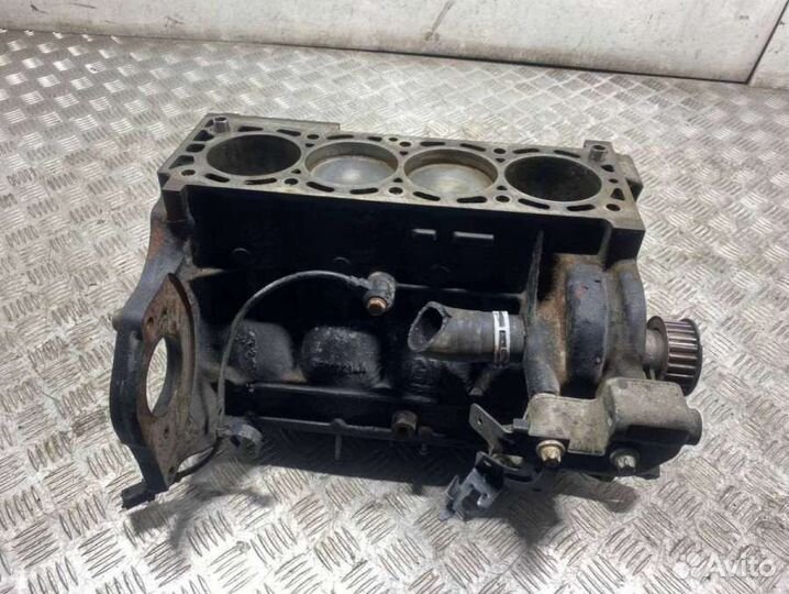 Блок цилиндров Opel Vectra C 2005