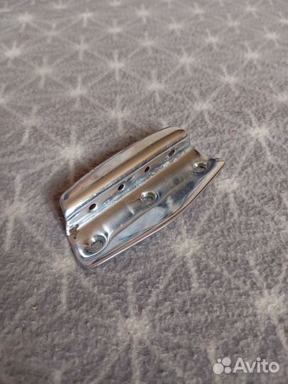 Струнодержатель Урал бас гитара