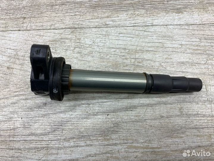 Катушка зажигания Toyota Avensis универсал 2ZR-FAE