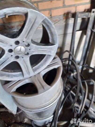 Диски на mercedes r18 разноширокие