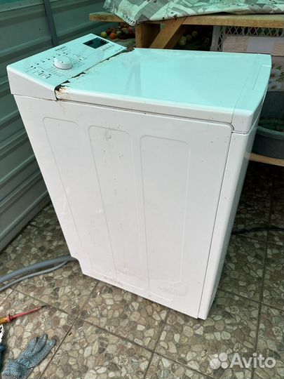 Стиральная машина с вертикальной загрузкой