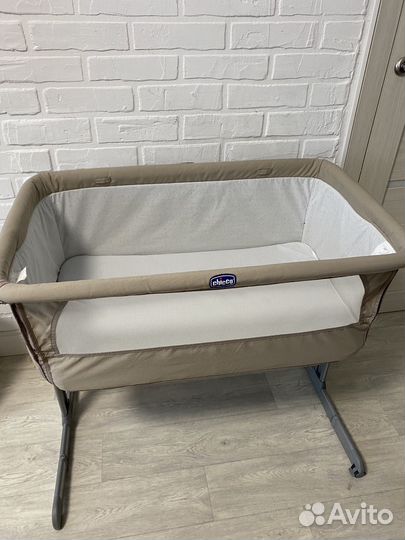 Chicco next2me приставная кроватка