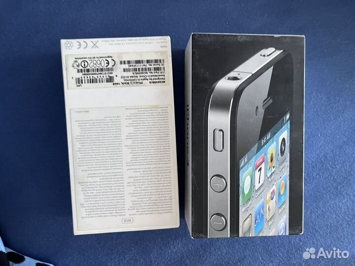Коробка от iPhone 4