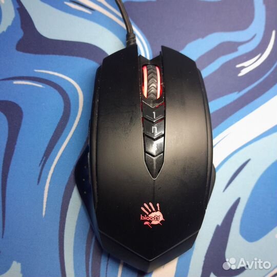 Игровая мышь bloody v8