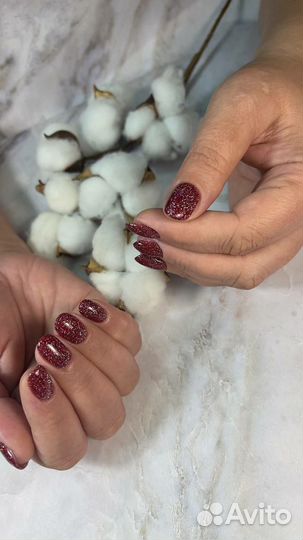 Маникюр педикюр