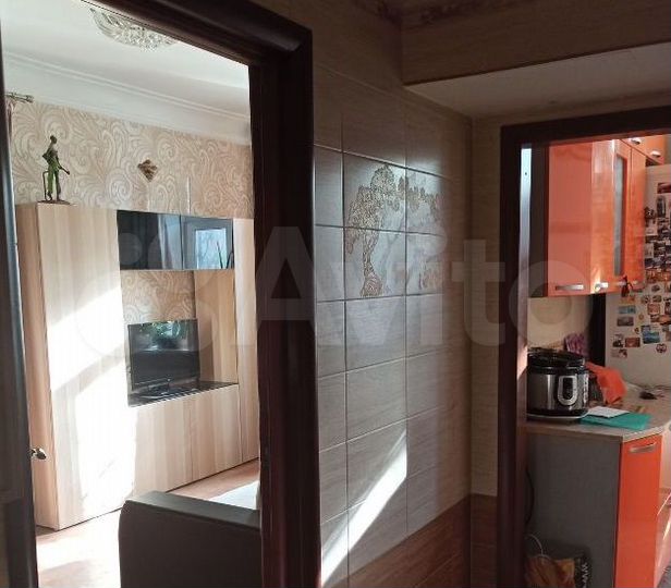 2-к. квартира, 55 м², 1/3 эт.