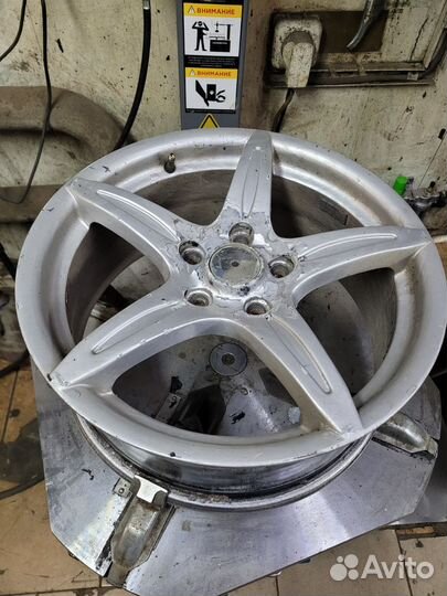 Литые диски r17 5x114.3 67.1