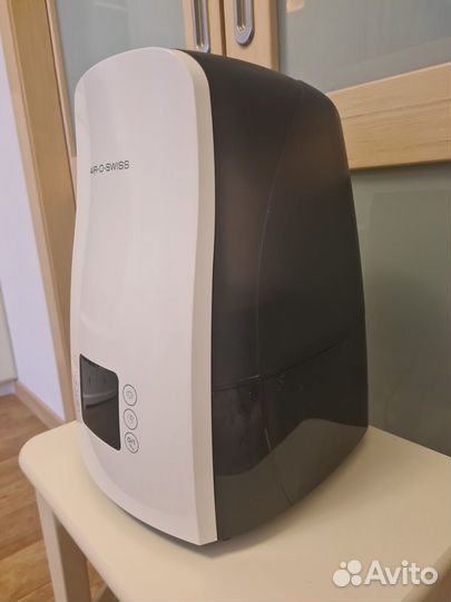 Увлажнитель Boneco AIR-O-swiss