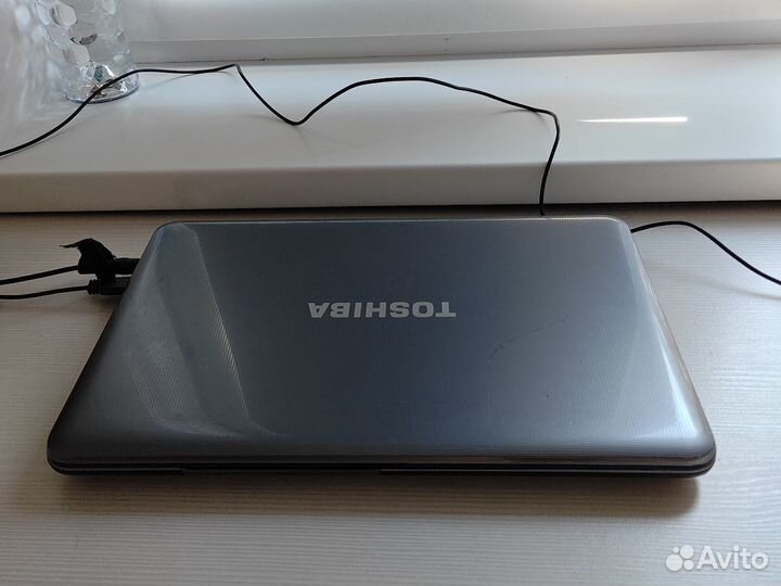 Ноутбук toshiba