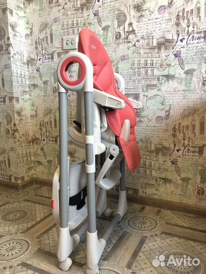 Стульчик для кормления luxmom