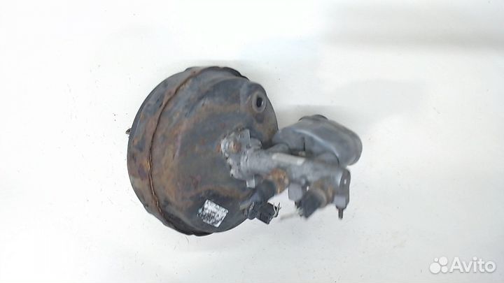 Цилиндр тормозной главный Toyota Sequoia, 2002