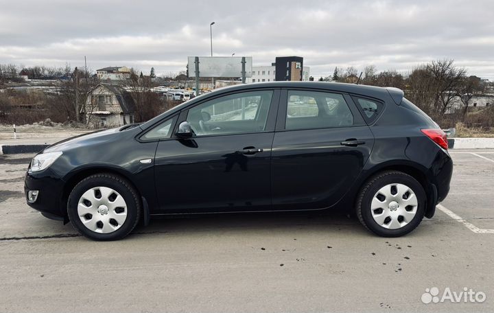 Opel Astra 1.4 МТ, 2010, 16 200 км
